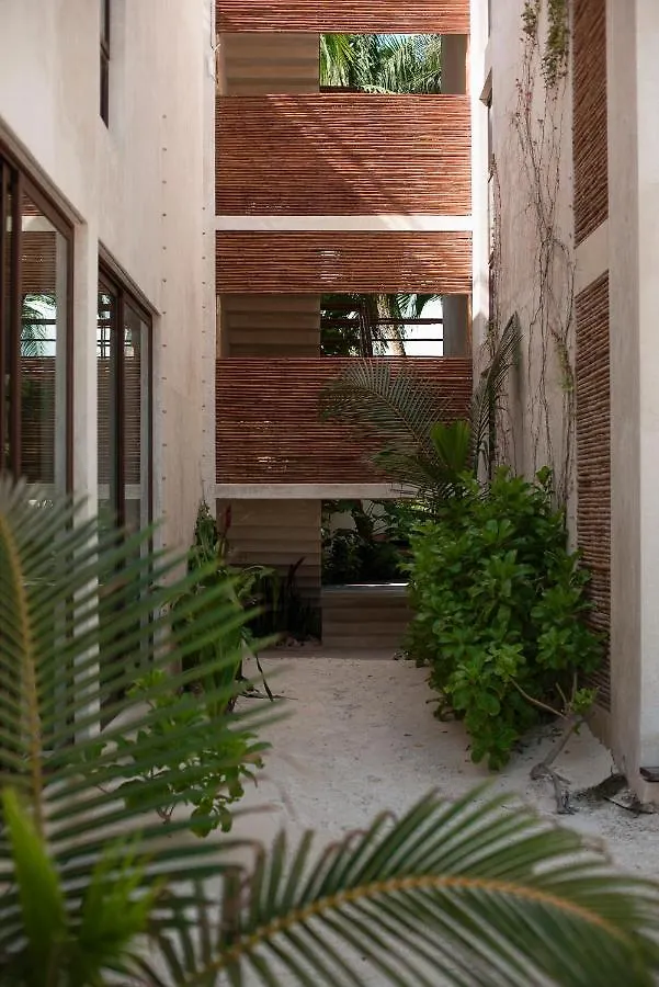 Los Arrecifes Tulum 4*,